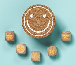 immagine decorativa 5 stelle con sorriso